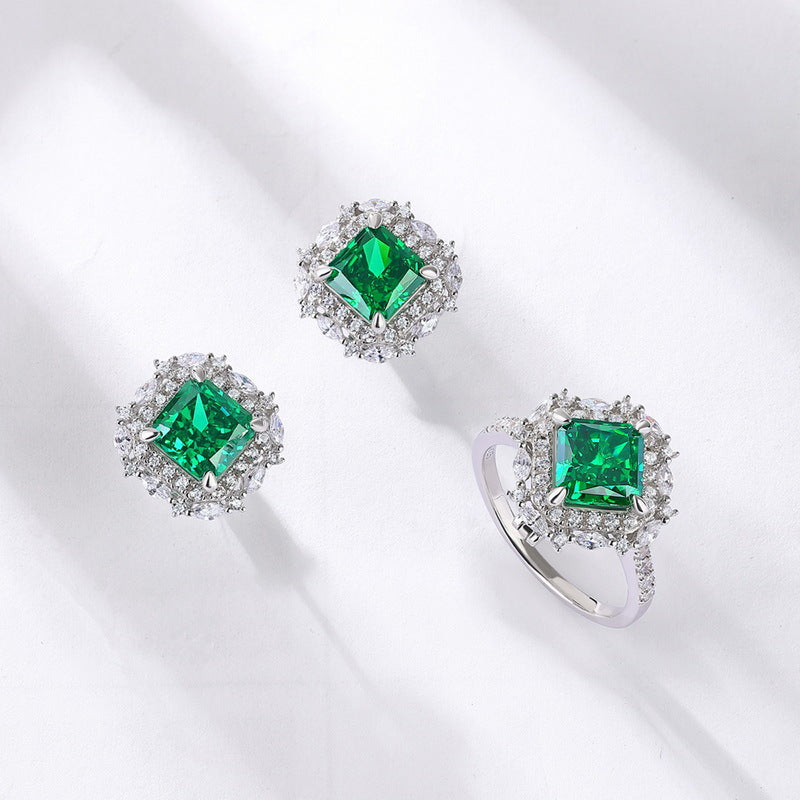 Emerald Carbon Diamond Stud Earring