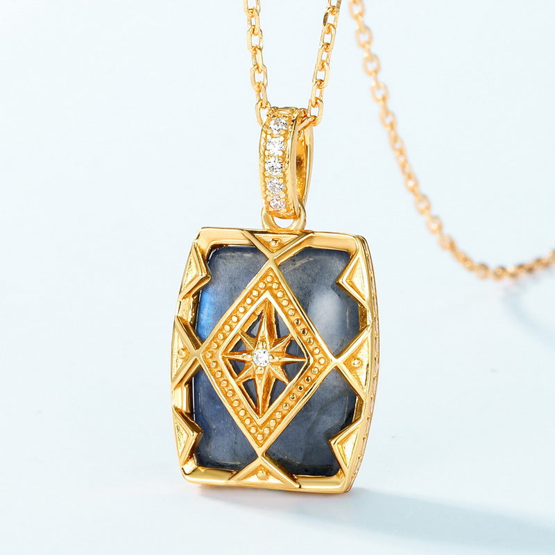 Palace Style Pendant