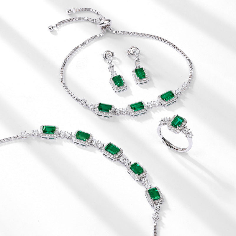 Quadrangle Emerald Earring