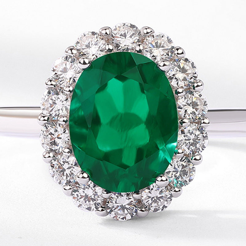 Oval Emerald Ring