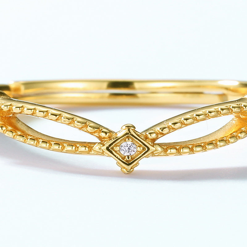 V-Shaped Hollow Diamond Ring